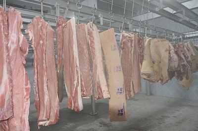 重庆涪陵:宏吉肉铺排酸土猪肉 逐渐受消费者青睐